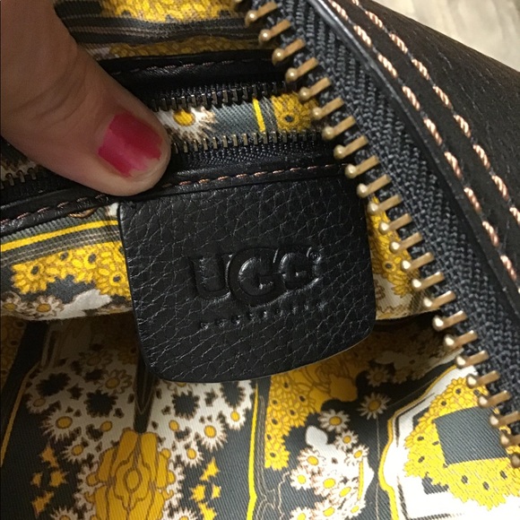 Genuine Ugg Bag. - Picture 9 of 9